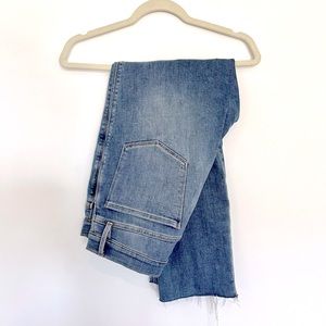 Frame Light Wash Le Sylvie Crop Jean : Size 32